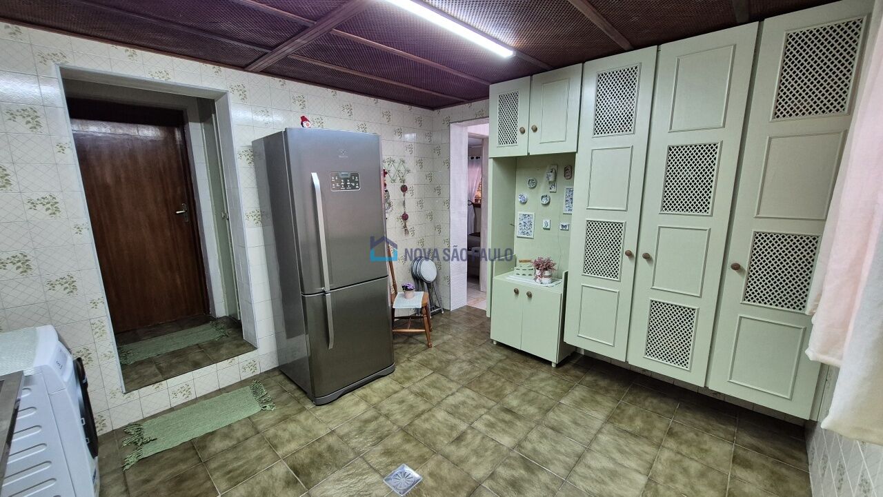 Foto 48 - BI52003