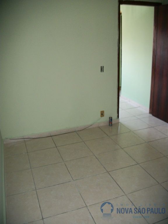 CASA TÉRREA | ALUGUELCENTRO - DIADEMA