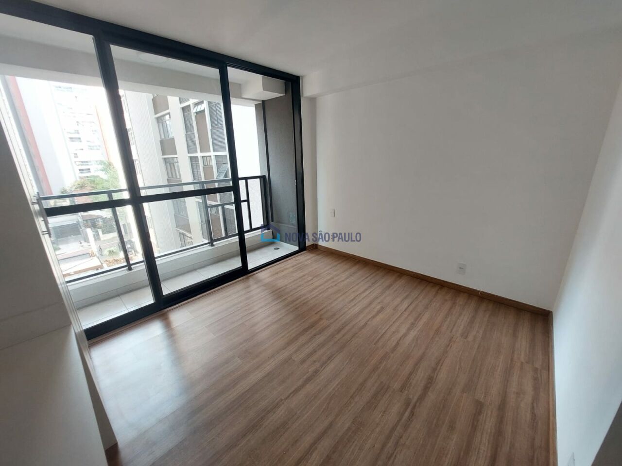 Foto 3 - JA33598