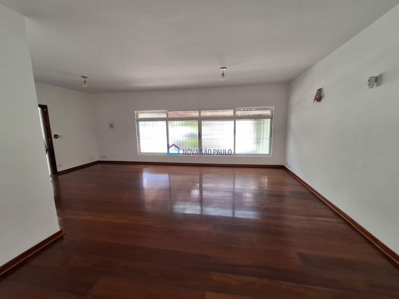 Foto 27 - JA35215