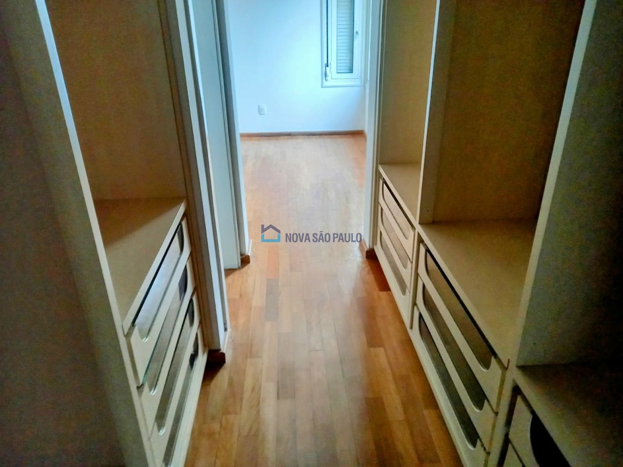 Closet suite casal