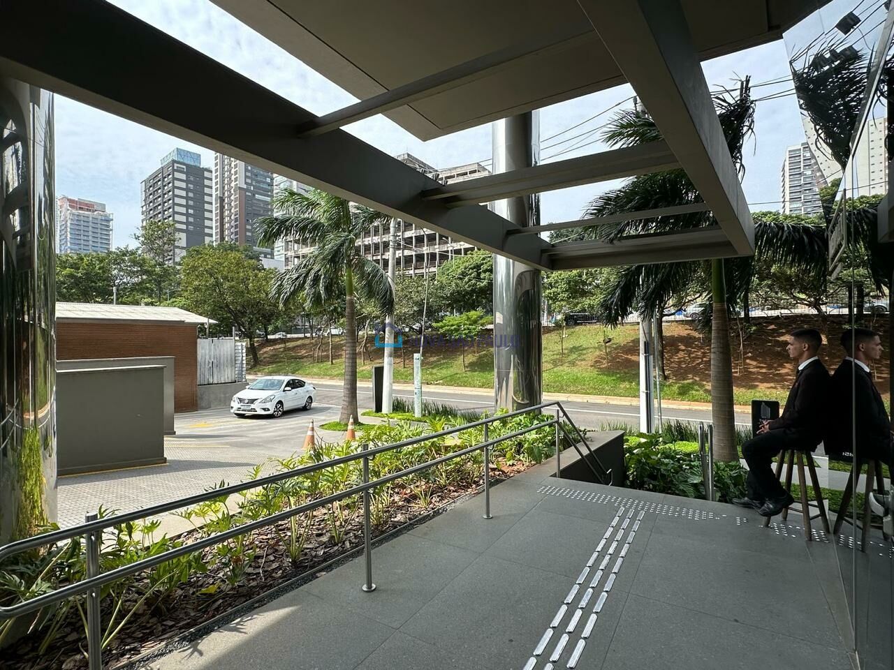 Foto 2 - JA40292