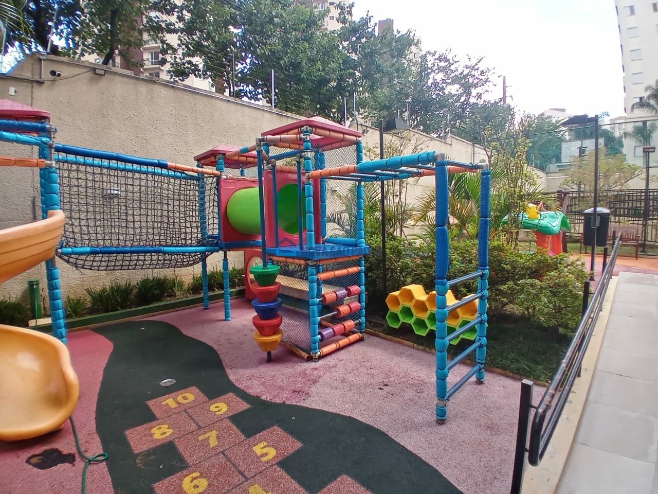Foto 29 - JA40316