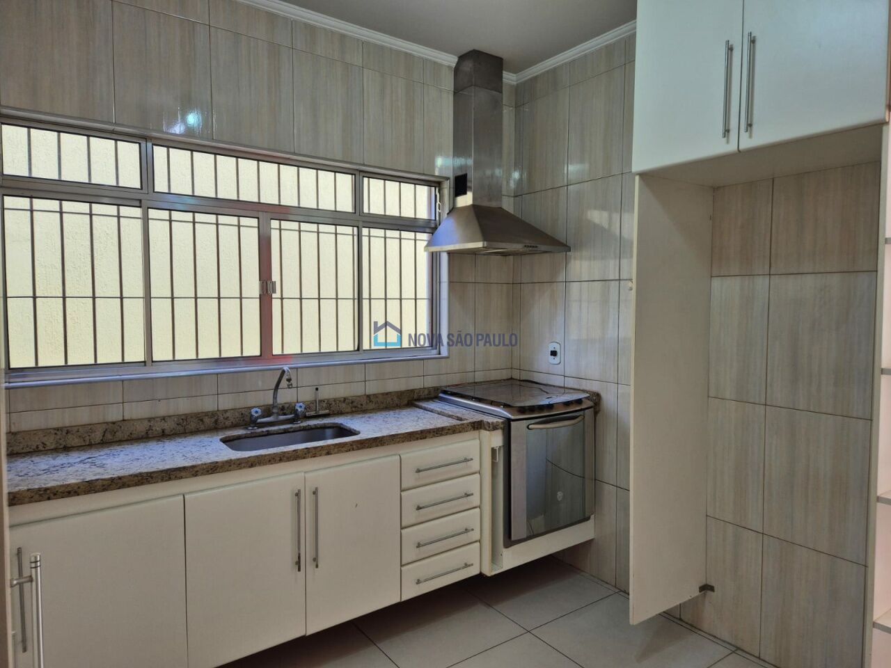 Foto 8 - JA40654