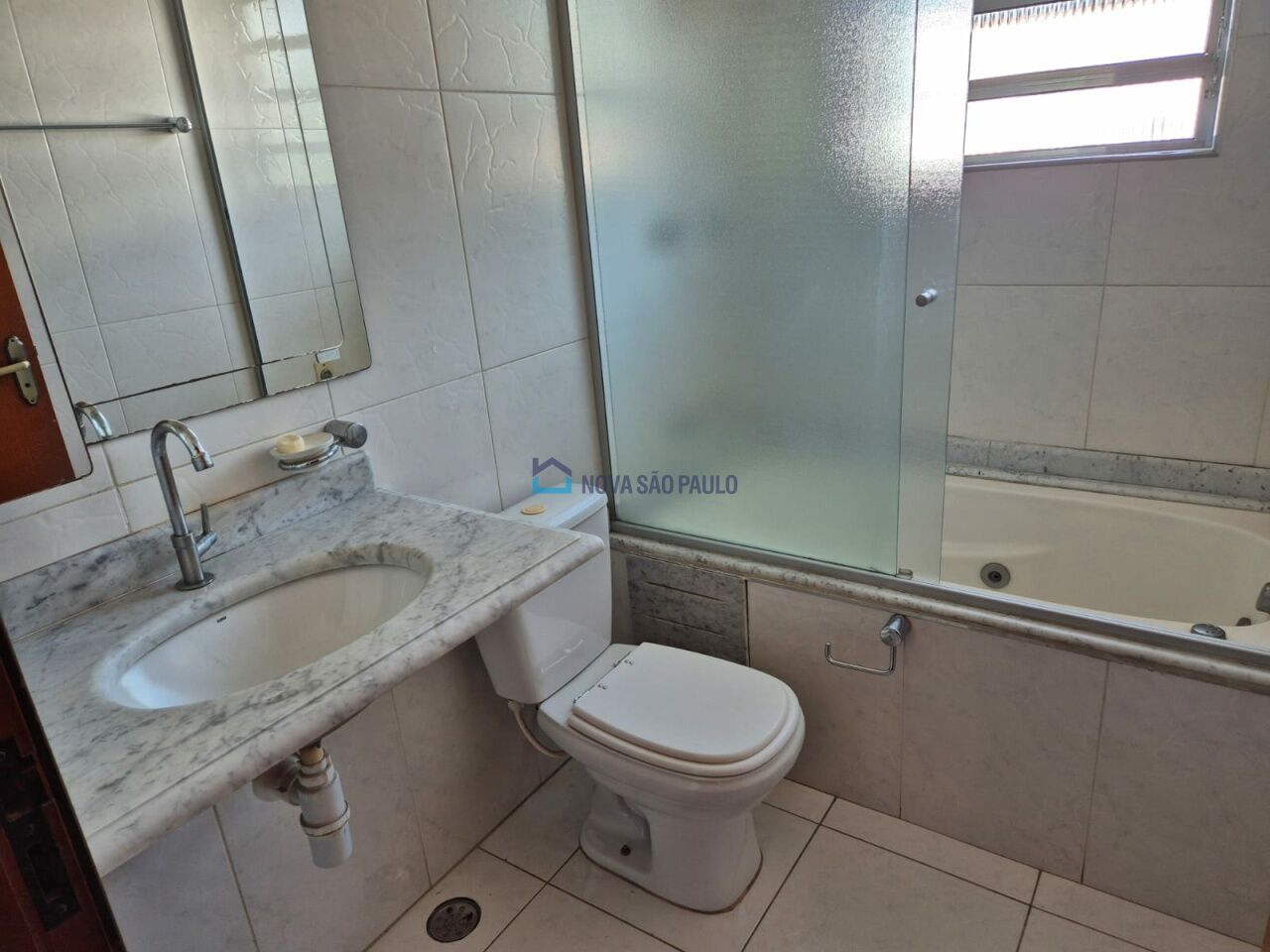 Foto 41 - JA40654