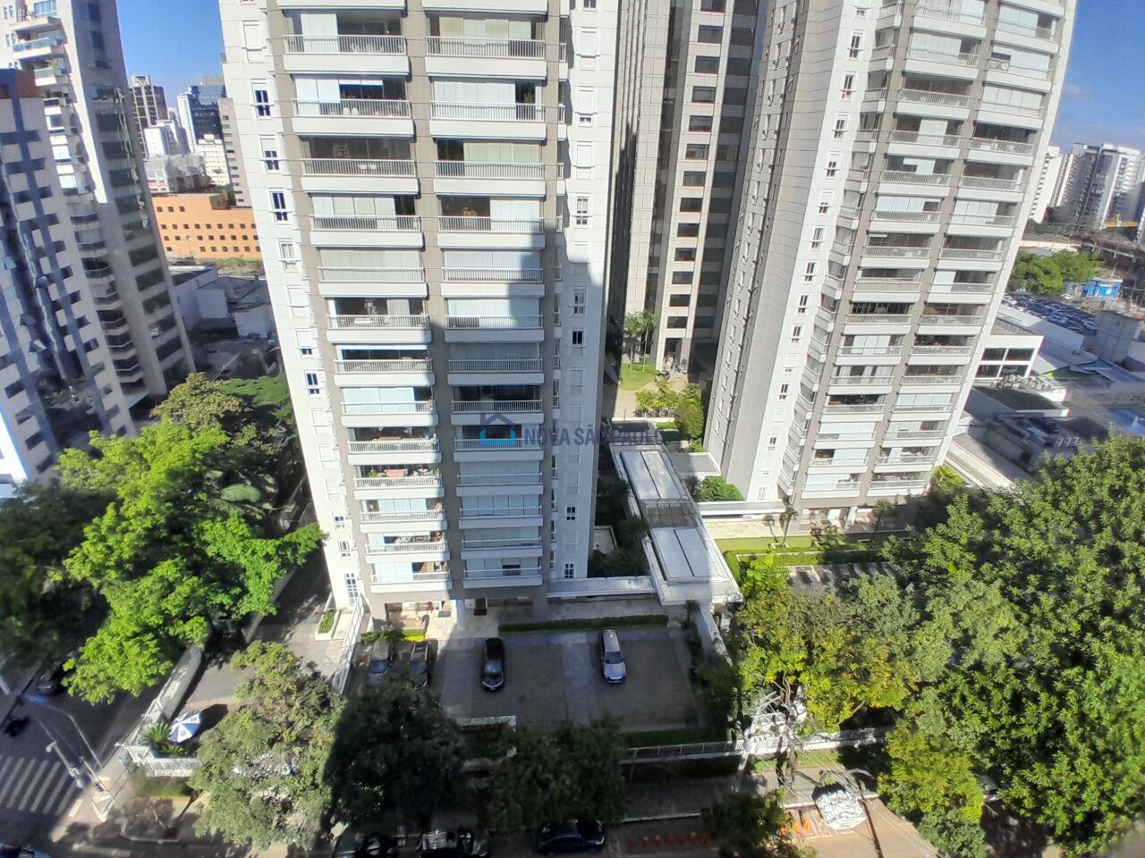 Foto 15 - JA40826