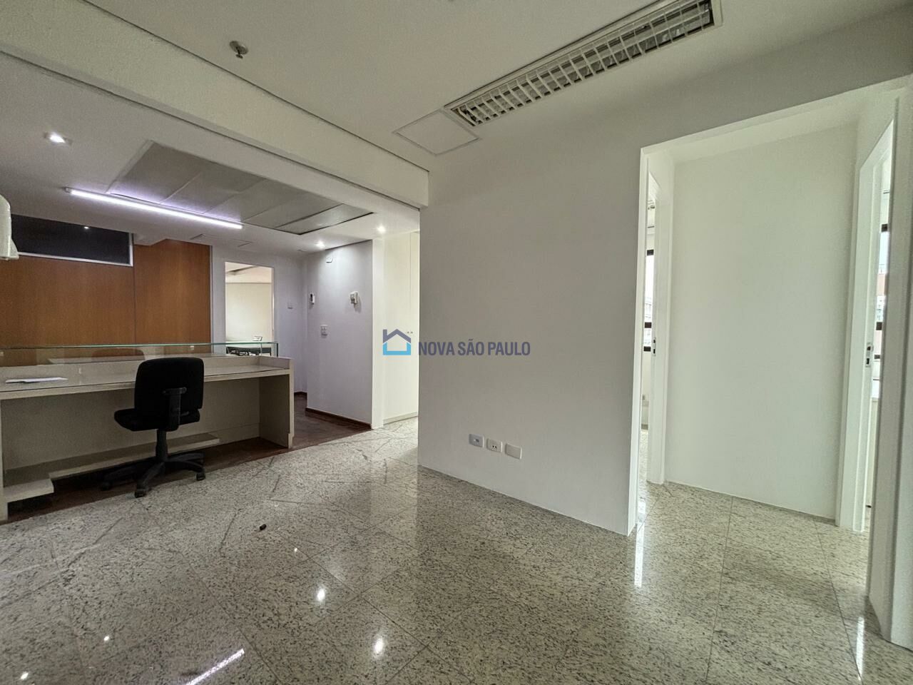 Foto 2 - JA44623