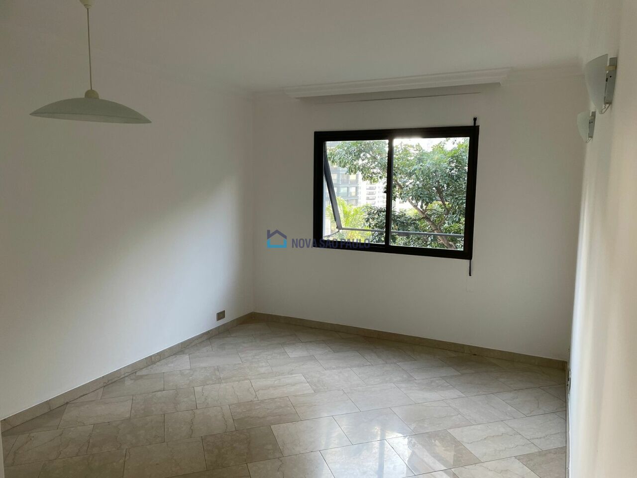 Foto 2 - MO10033
