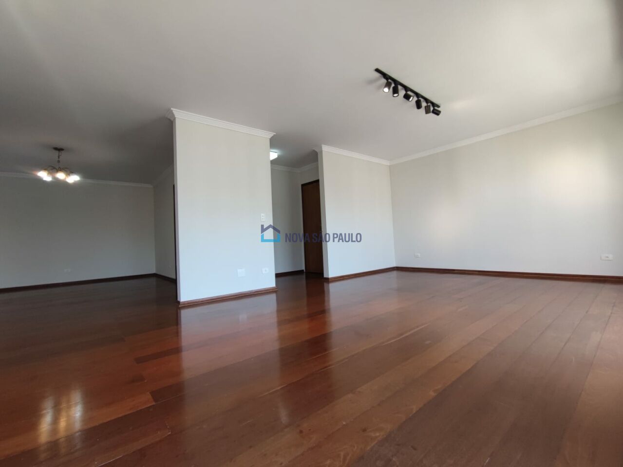 Foto 4 - MO11249