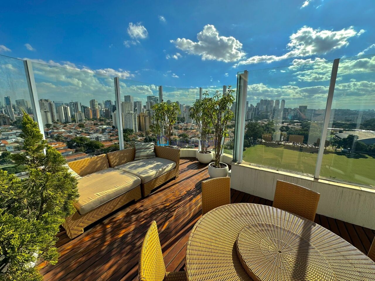 Foto 8 - MO12293