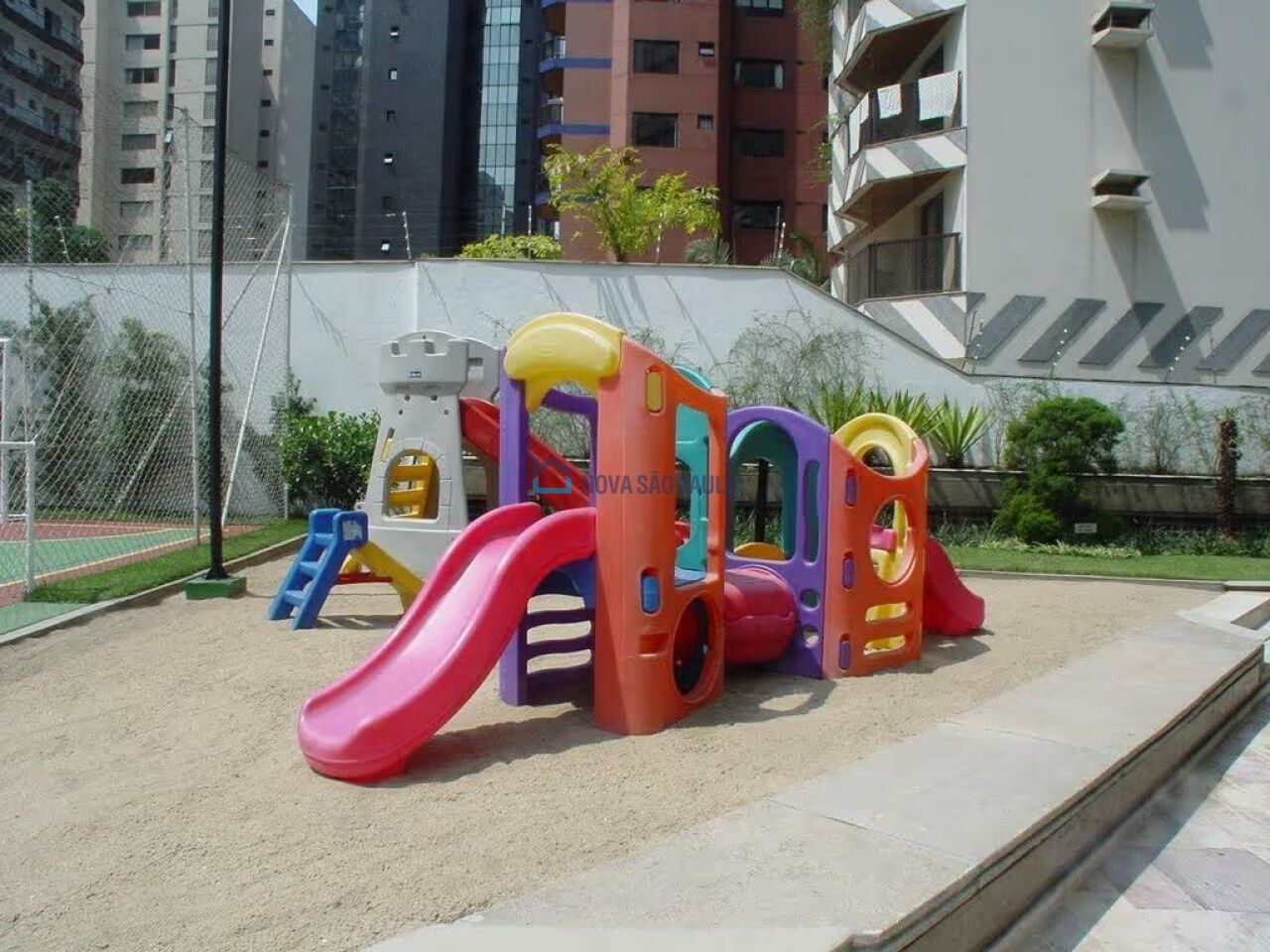 Foto 21 - MO15490