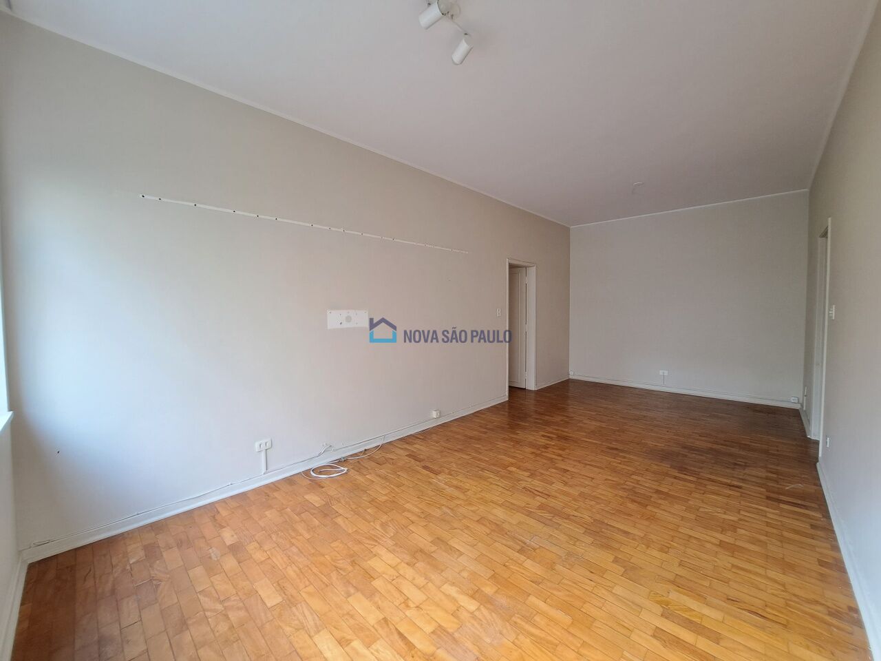 Foto 4 - MO15593