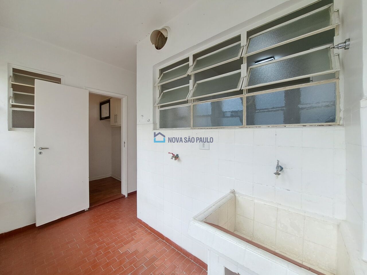 Foto 27 - MO15593