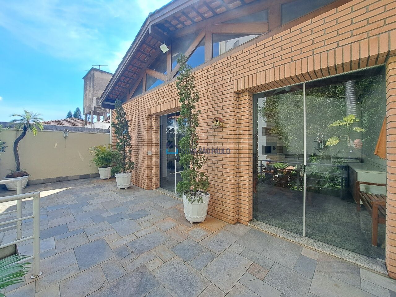 Foto 28 - MO15981