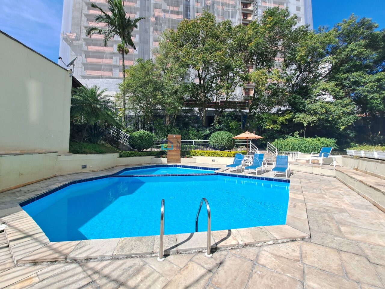 Foto 25 - MO15981