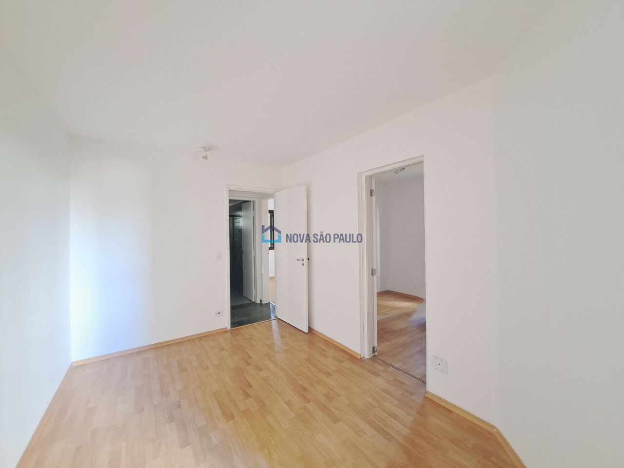 Foto 5 - MO15981