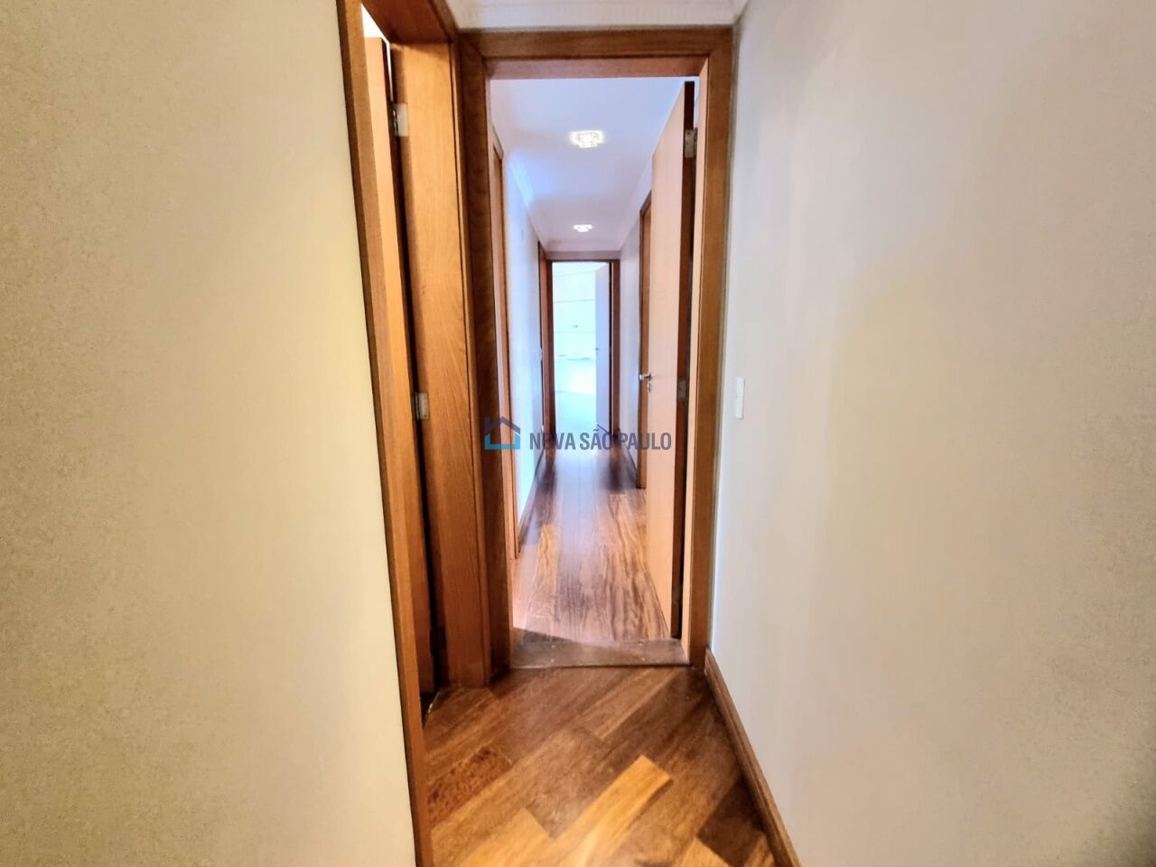Foto 21 - MO16534