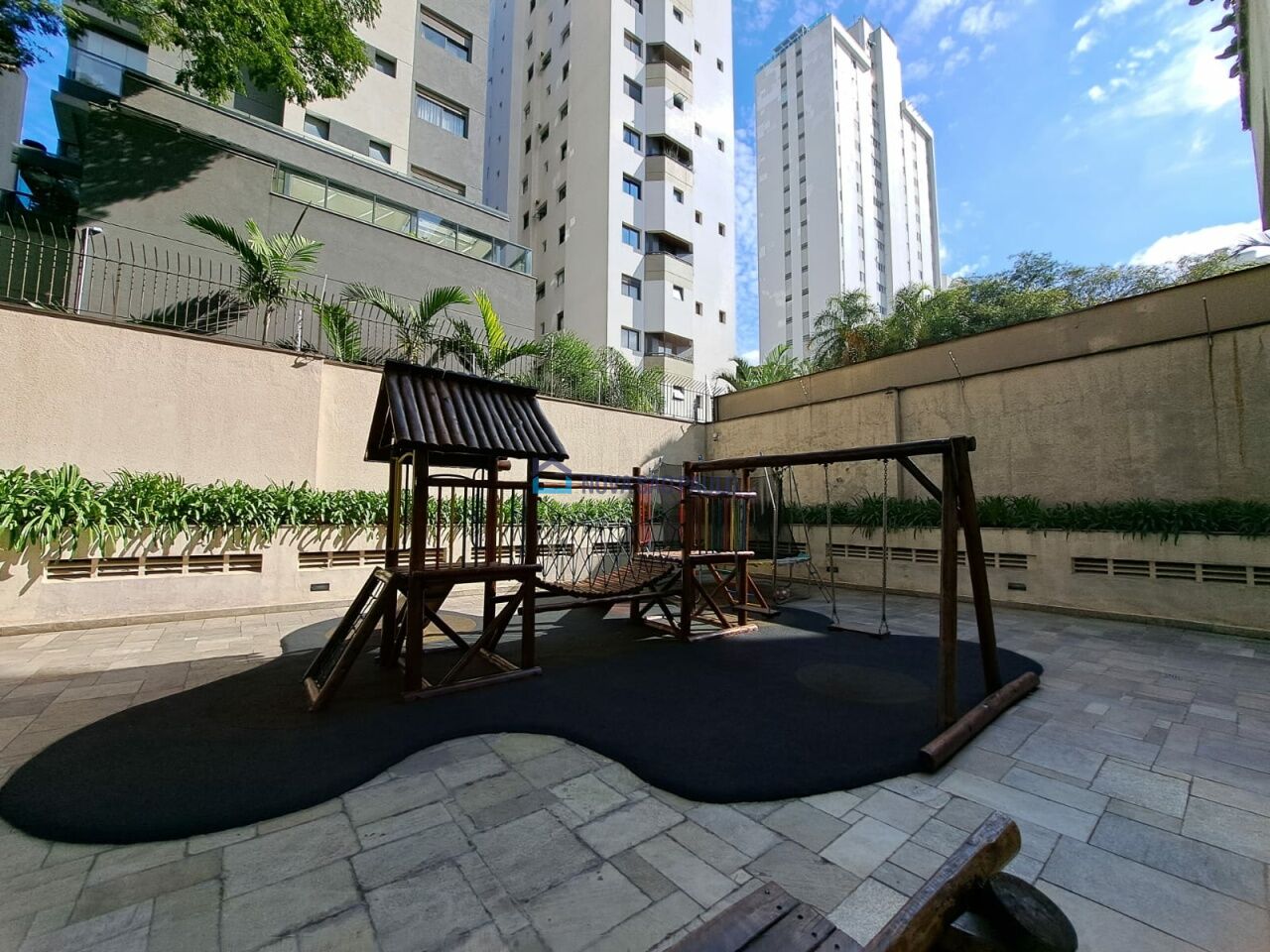 Foto 27 - MO16550