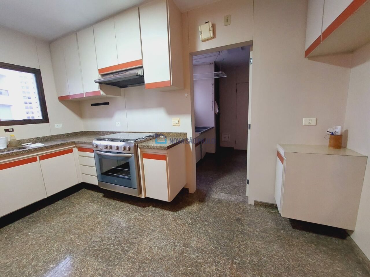 Foto 5 - MO16552