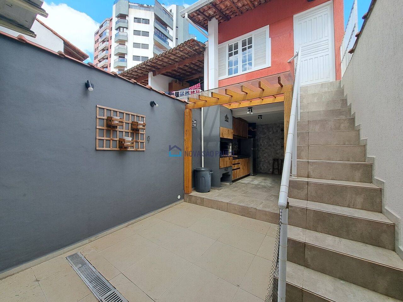 Foto 33 - MO16776