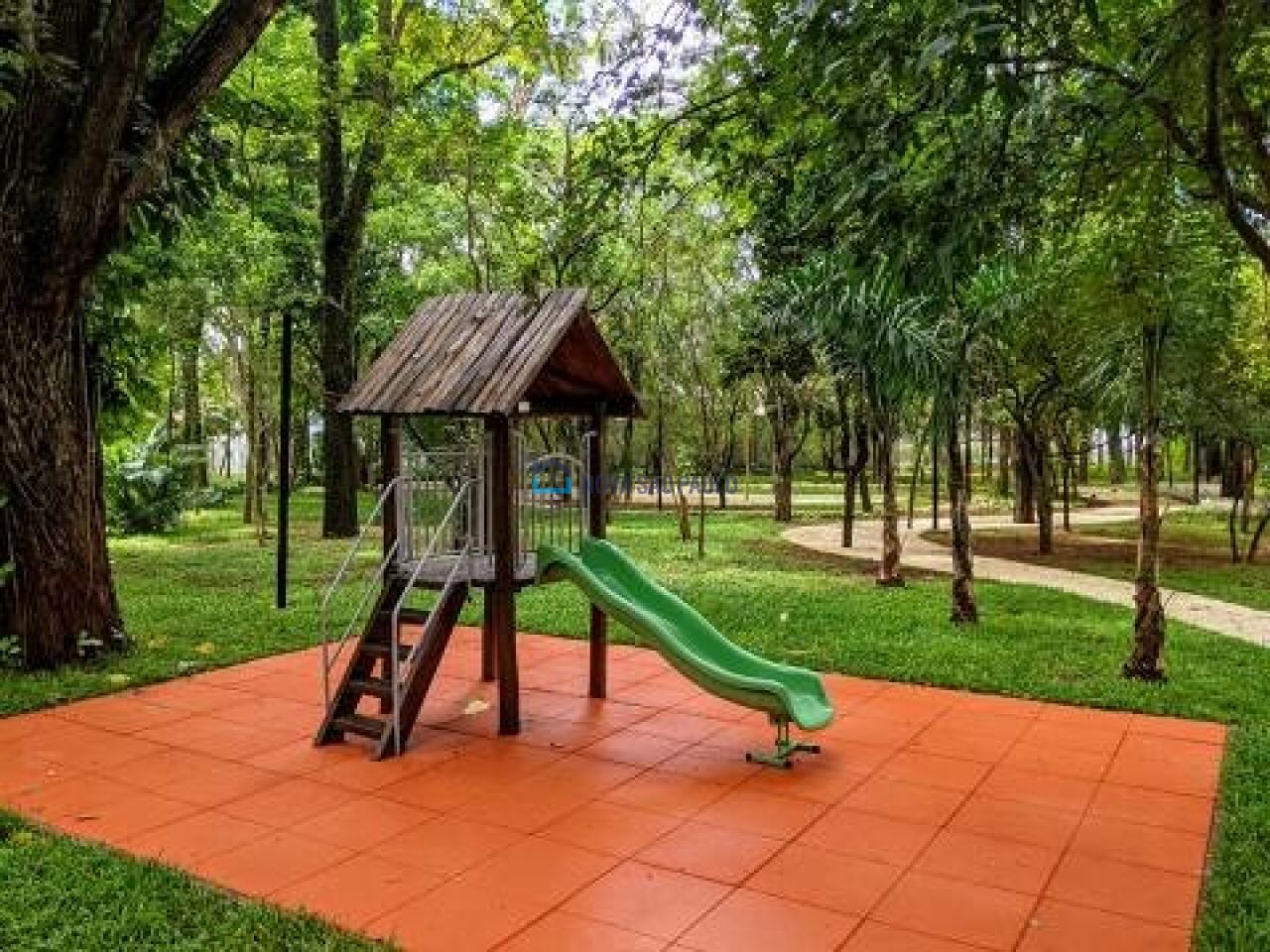 Foto 37 - MO16909