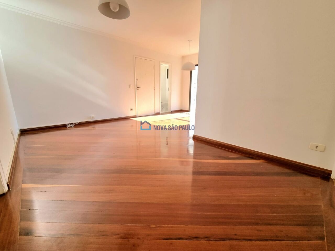 Foto 2 - MO17113