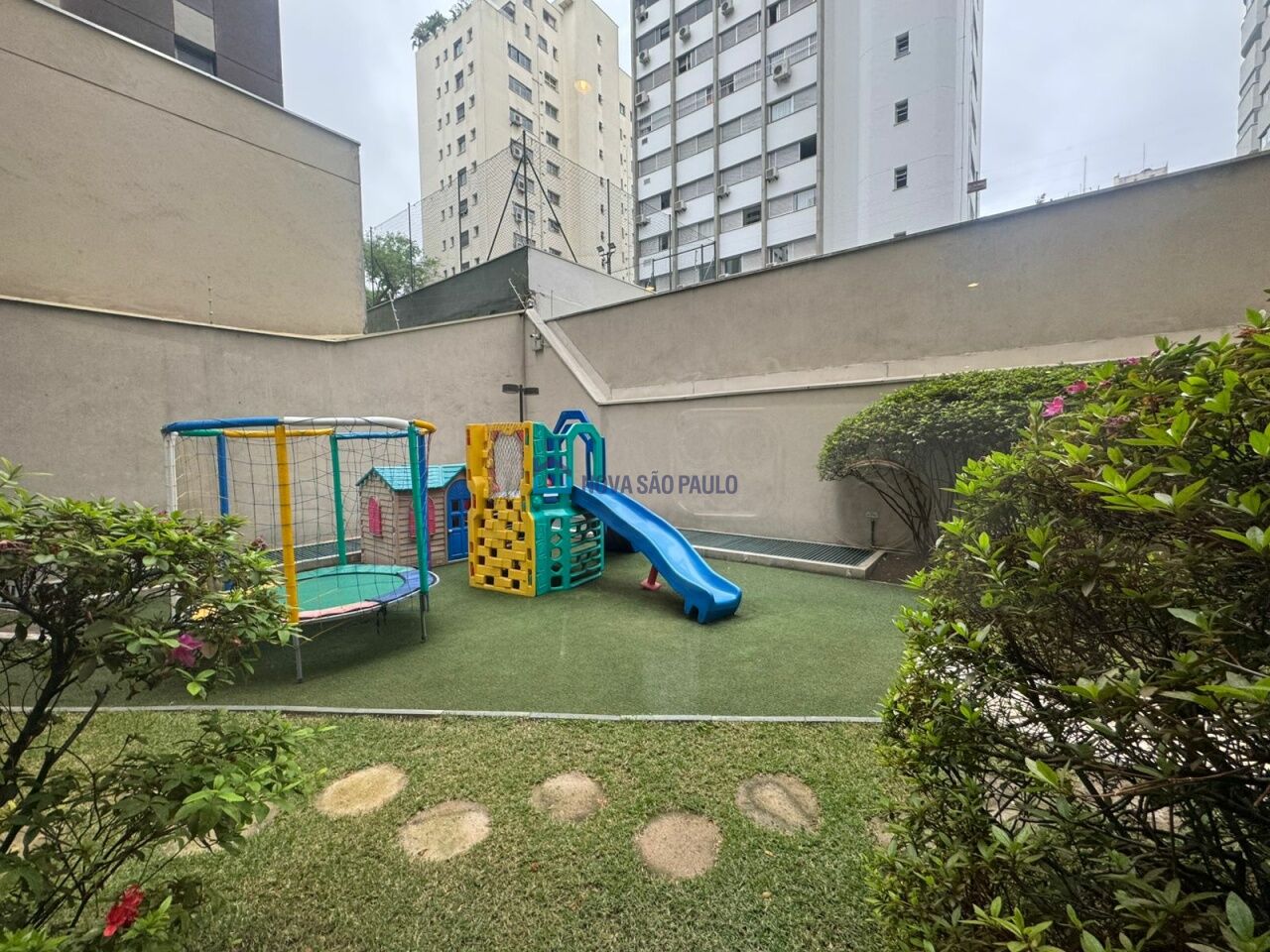 Foto 43 - MO17167