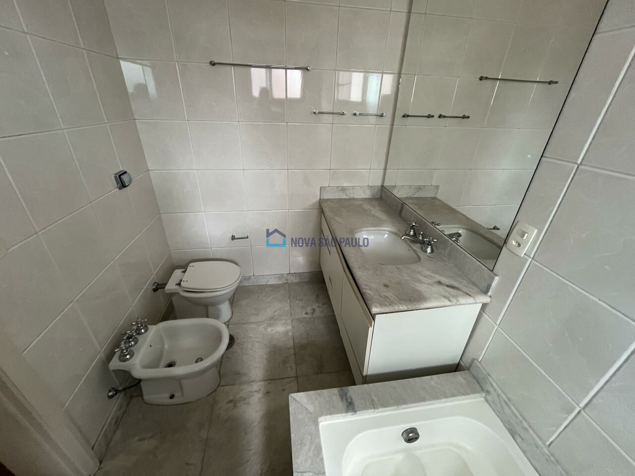 Foto 27 - MO17231