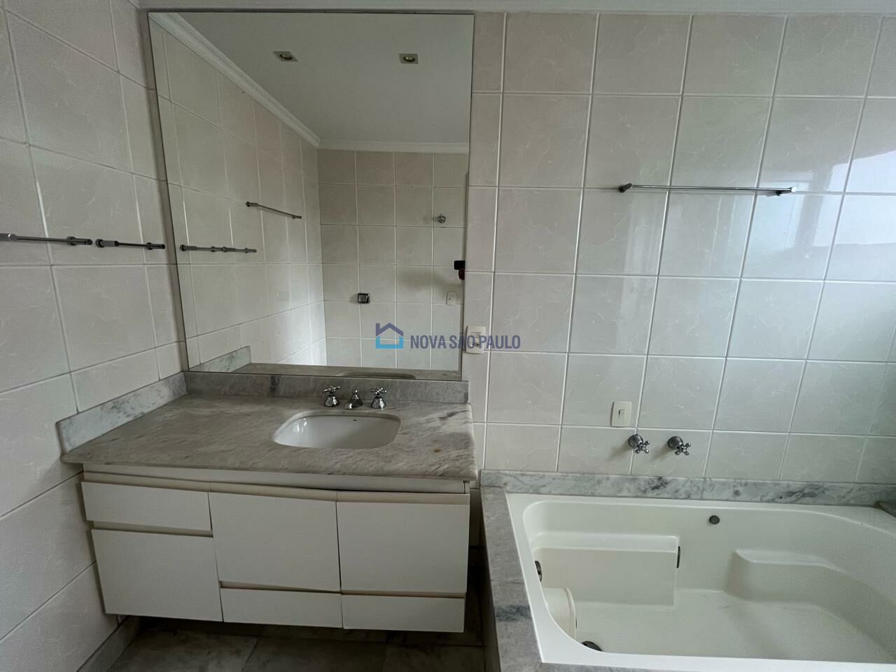 Foto 25 - MO17231