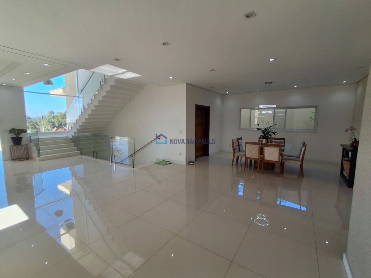 Foto 31 - MO18738