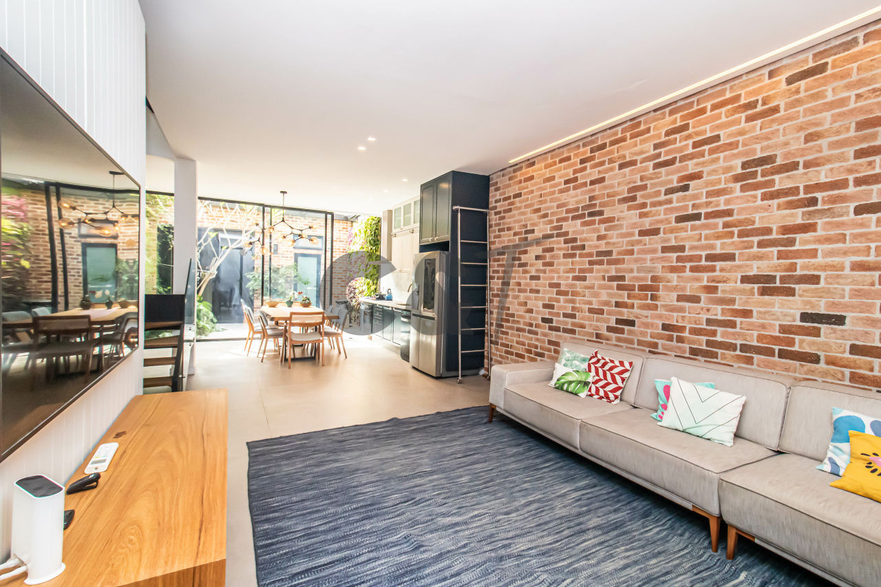 Casa de Vila para Venda - Jardim Hípico