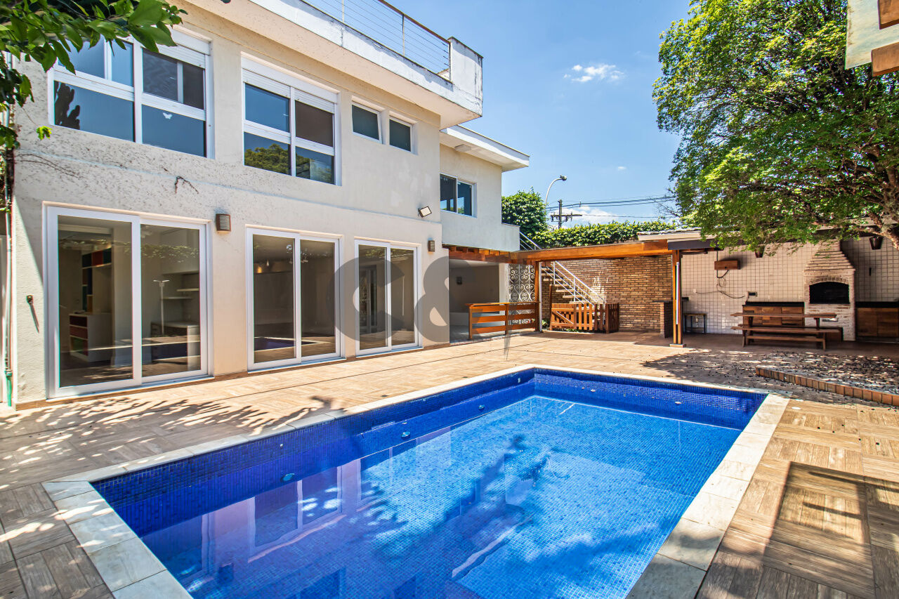 Sobrado para Venda - Granja Julieta