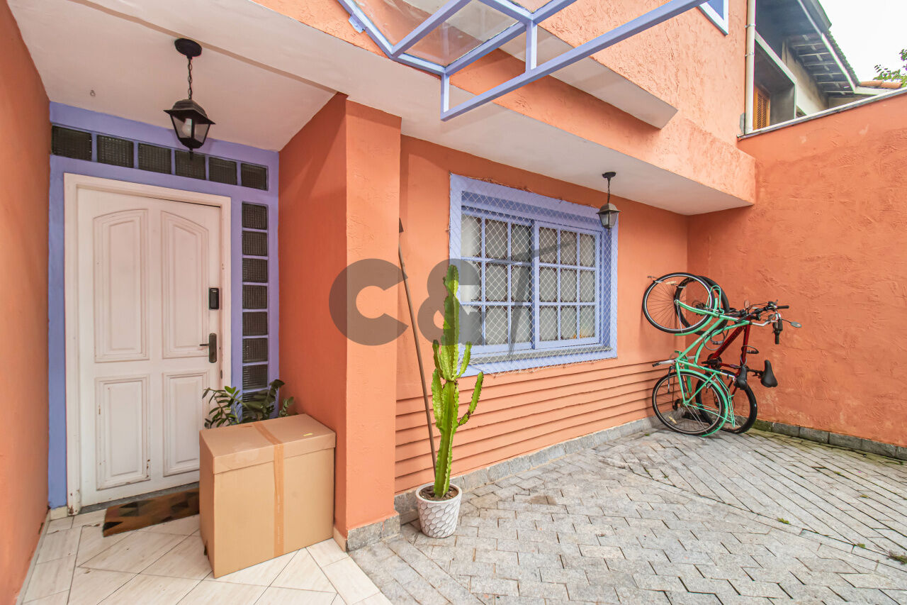 Casa de Vila para Venda - Jardim Hípico