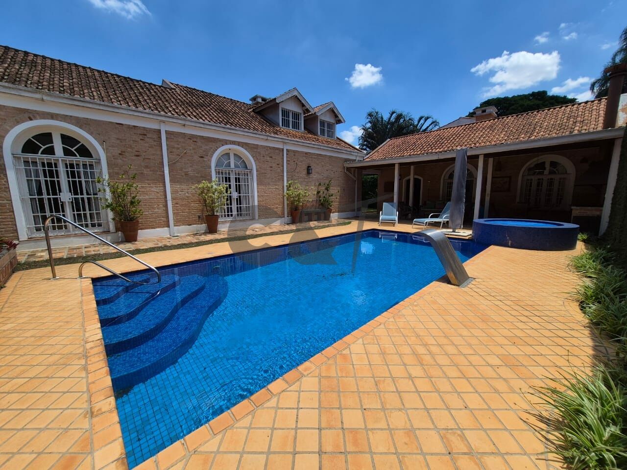 Casa Térrea para Venda - Granja Julieta