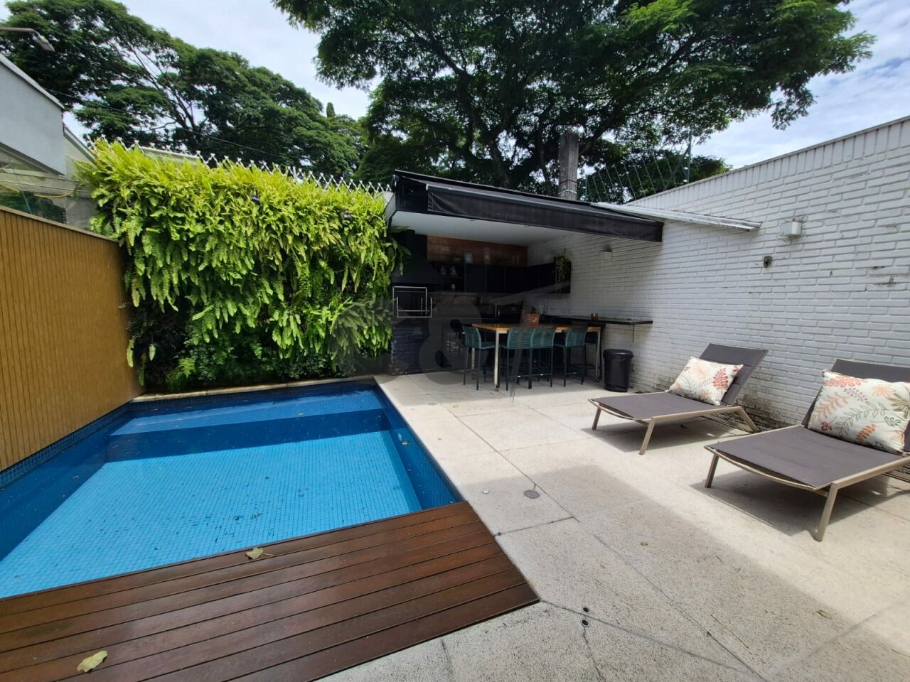 Casa de Condomínio para Venda - Jardim Cordeiro