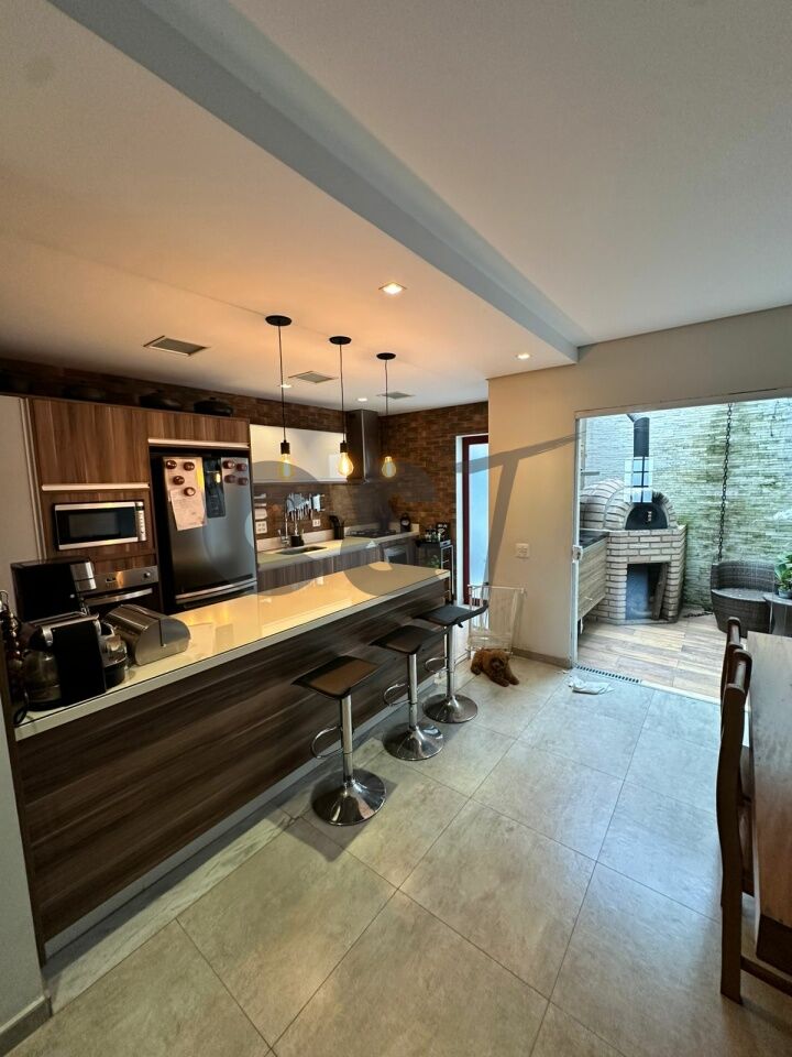 Casa de Condomínio para Venda - Granja Julieta