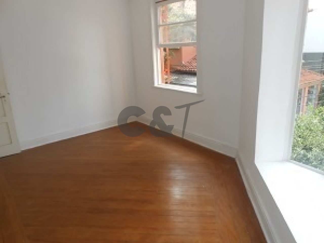 Sobrado Comercial para Locação - Higienópolis