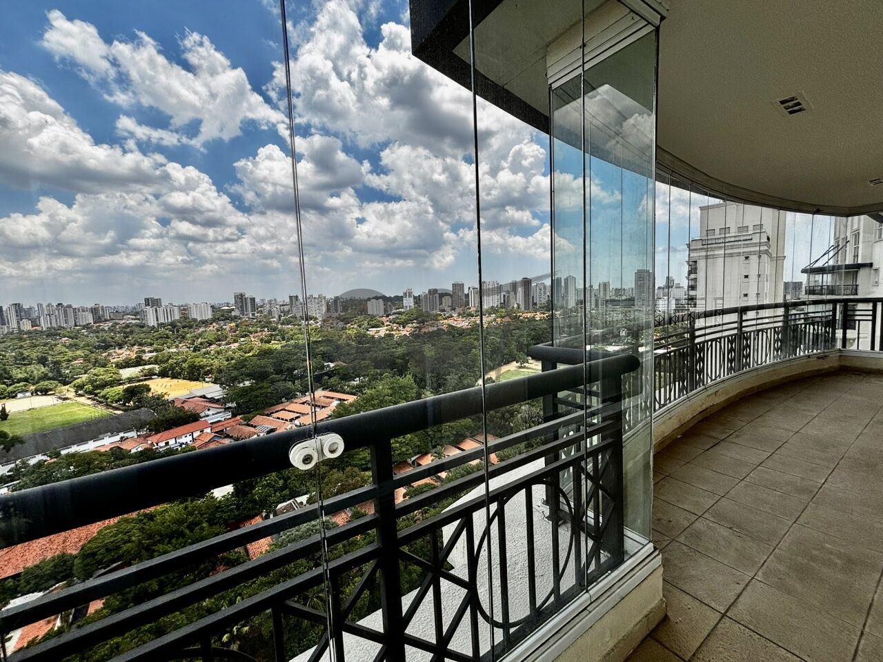 Cobertura para Venda - Granja Julieta