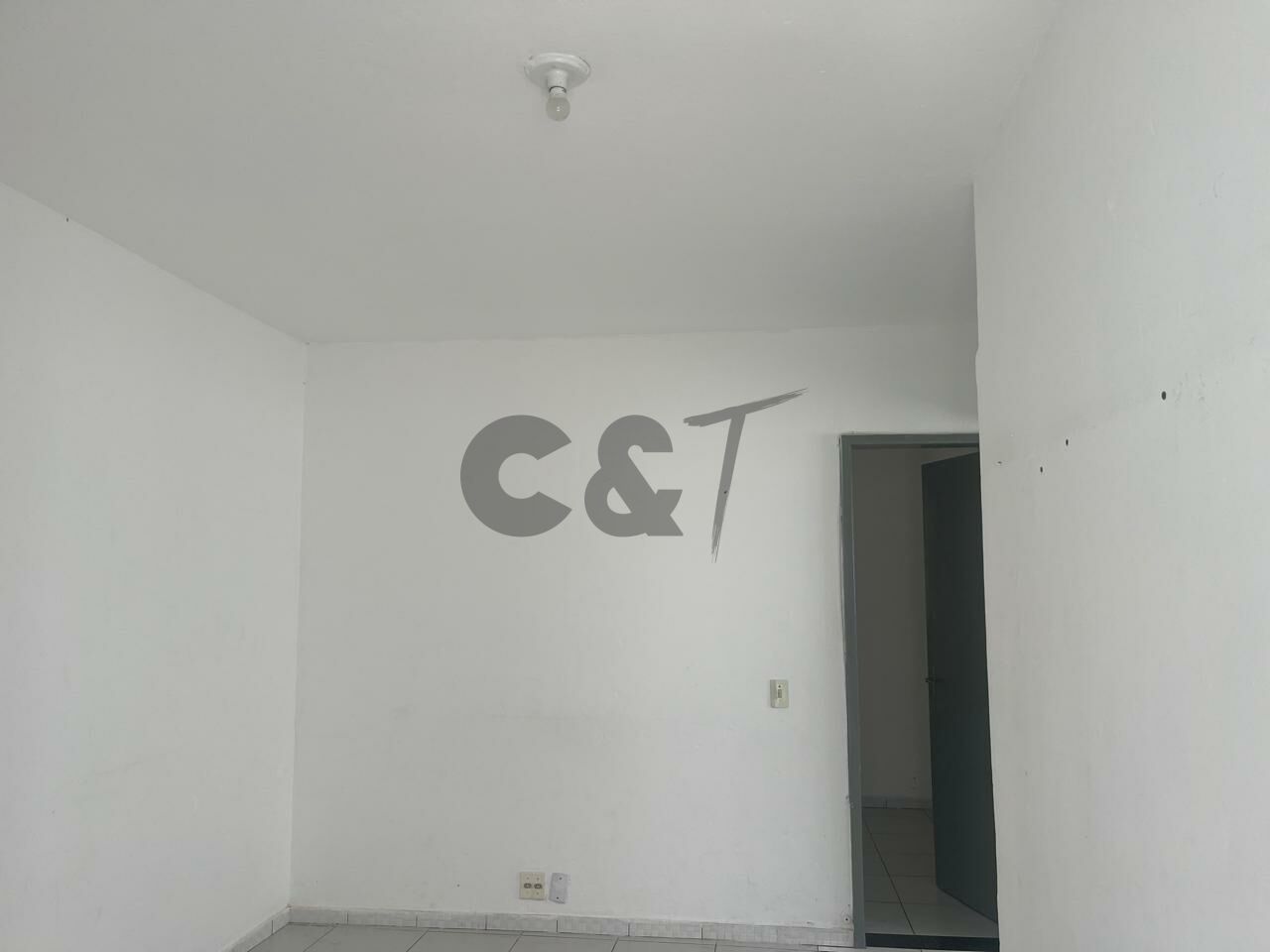 Casa Térrea para Locação - Jardim Cliper