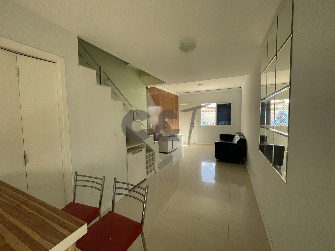 Casa de Condomínio para Locação - Vila Romano