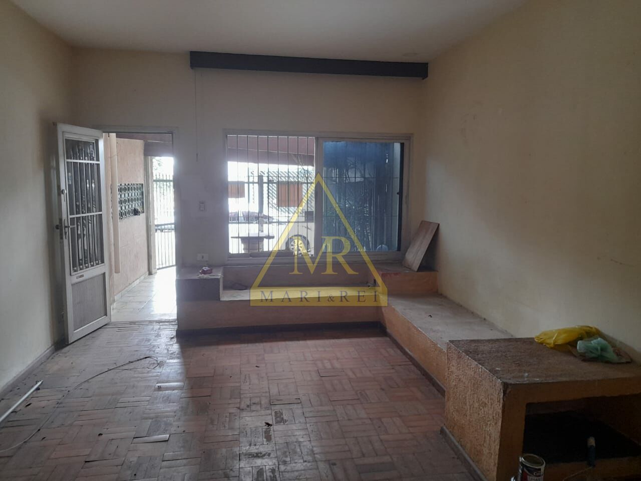 Sobrado para Venda - Jardim Aeroporto