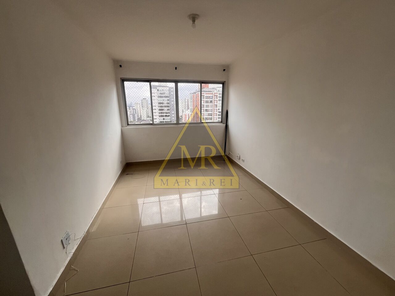 Apartamento para Venda - Vila Santa Catarina