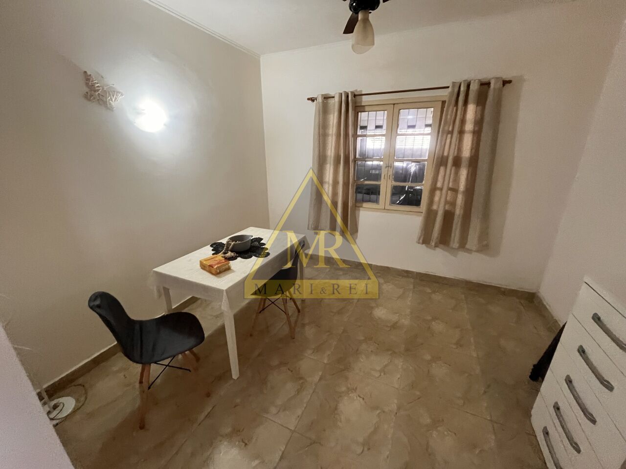 Casa Térrea para Venda - Vila Santa Catarina