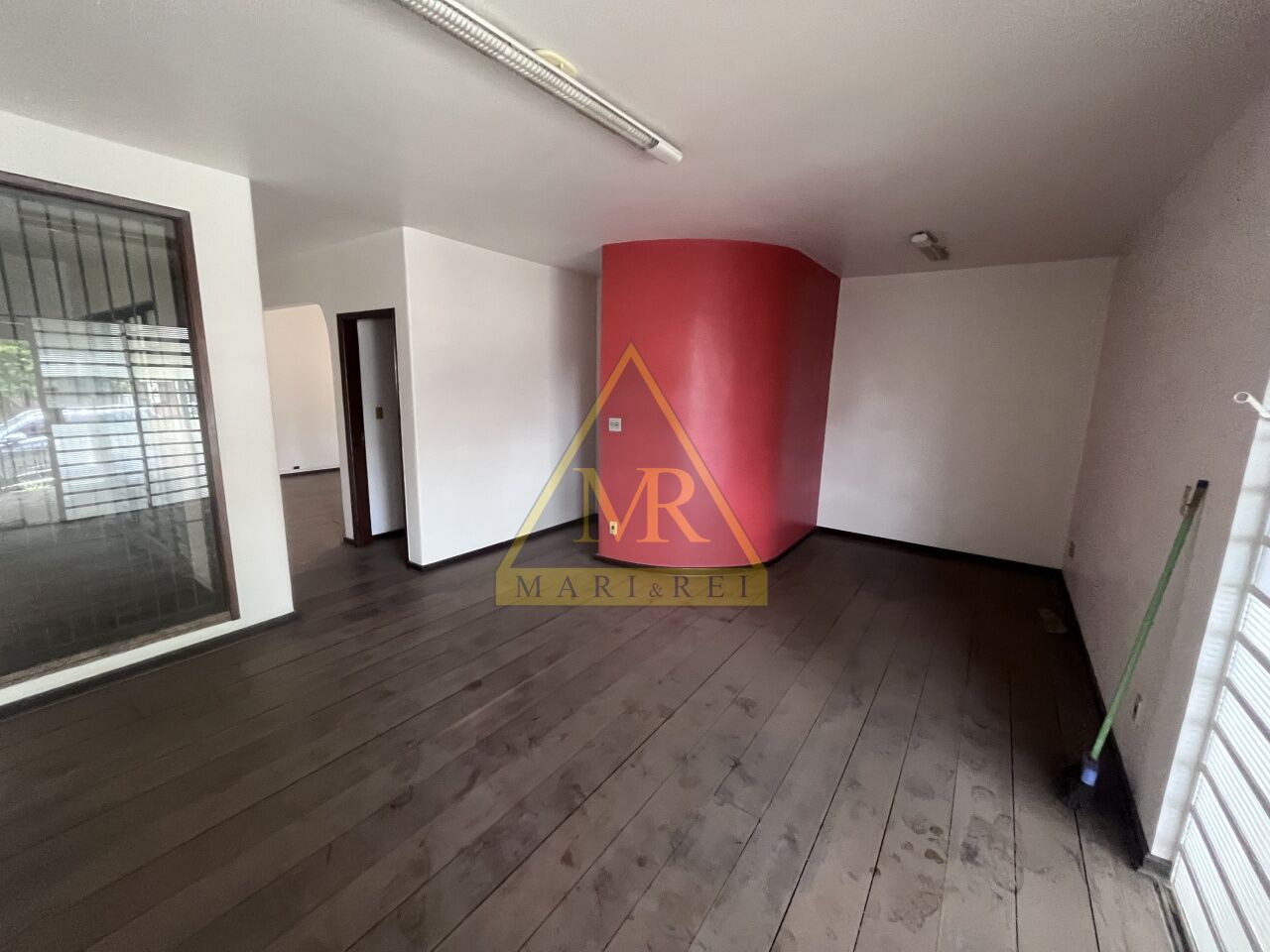 Sobrado para Venda - Jardim Aeroporto