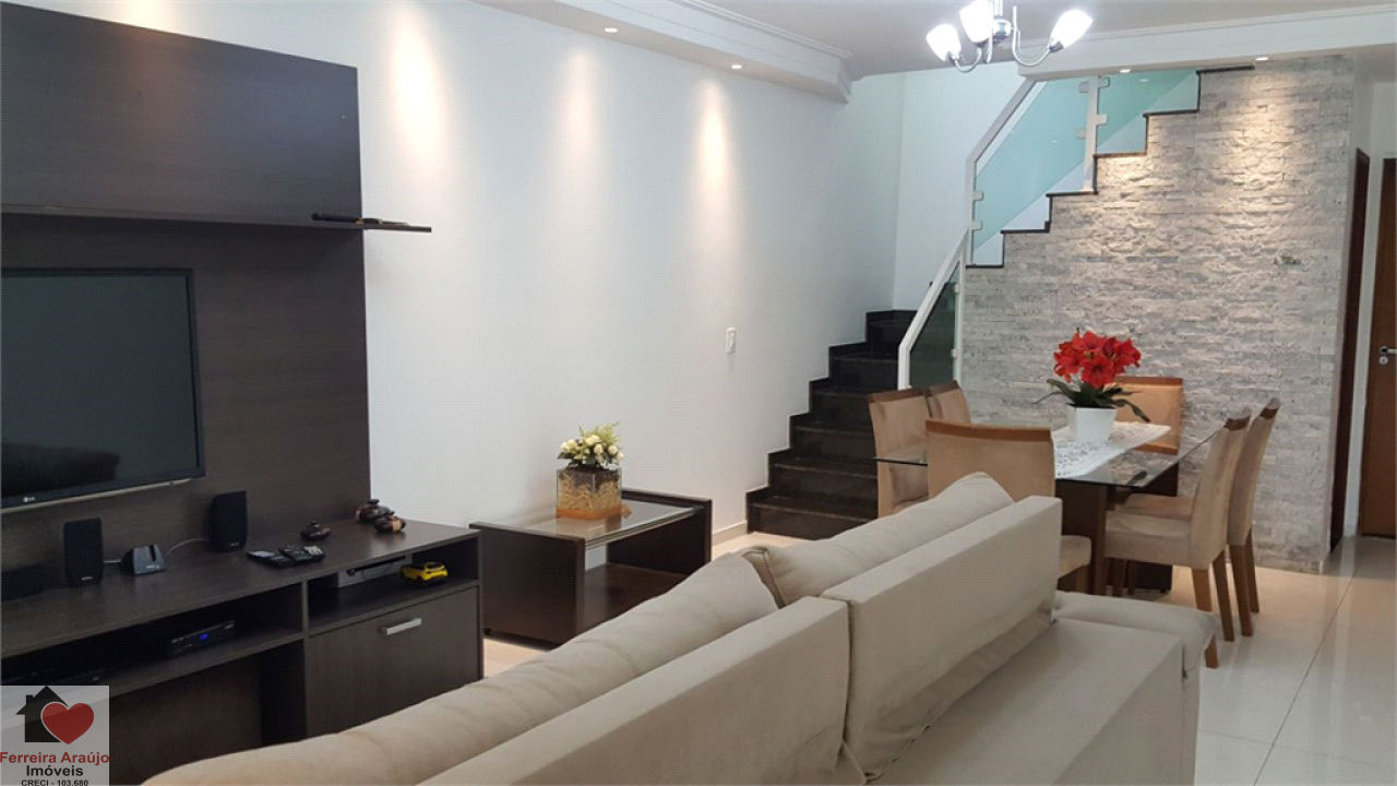 Sobrado para Venda - Vila Marari