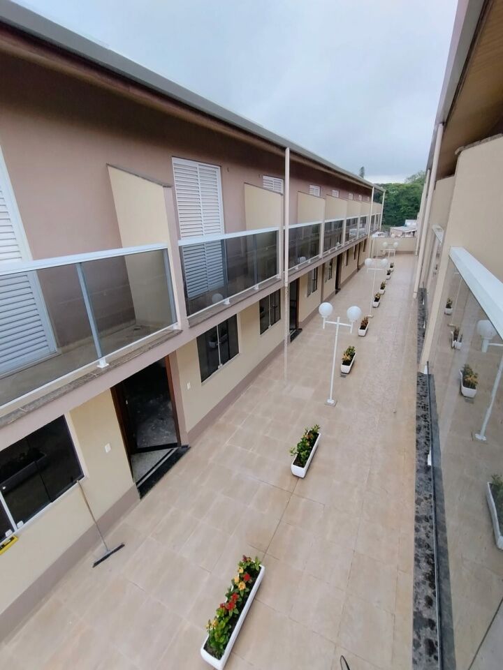 Condomínio para Venda - Jardim Ubirajara Zona Sul