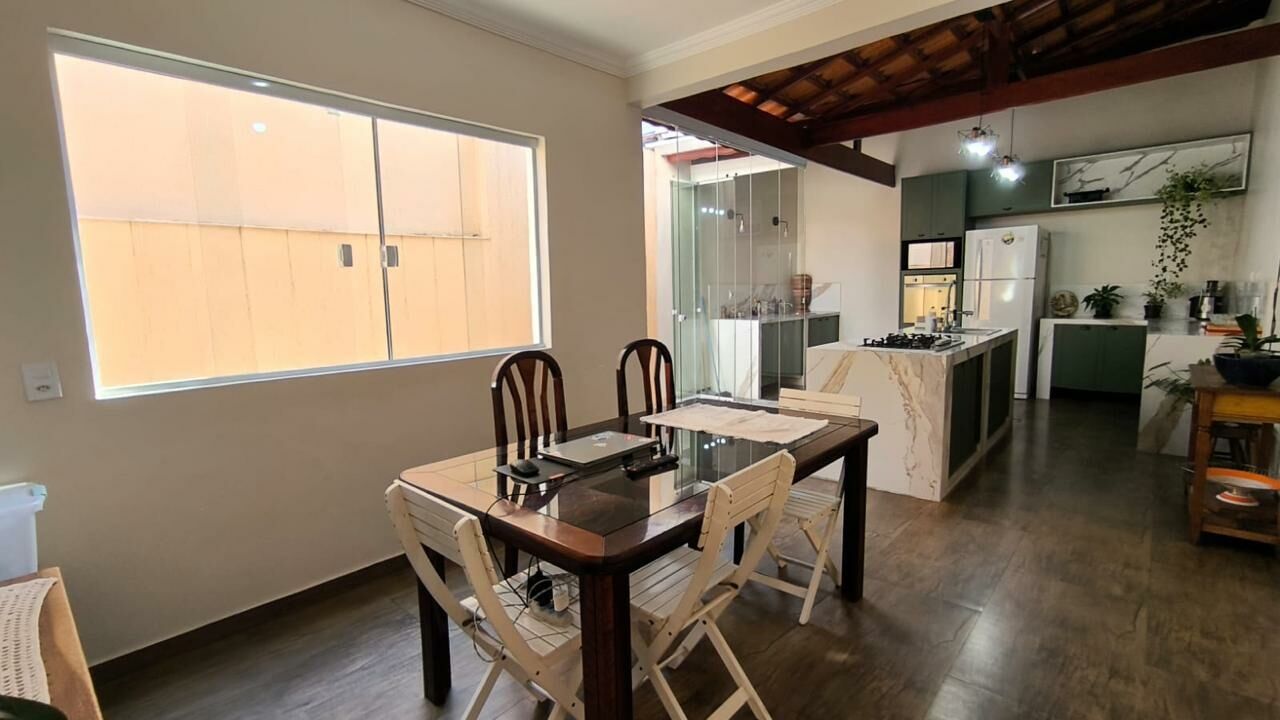 Sobrado para Venda - Cupecê