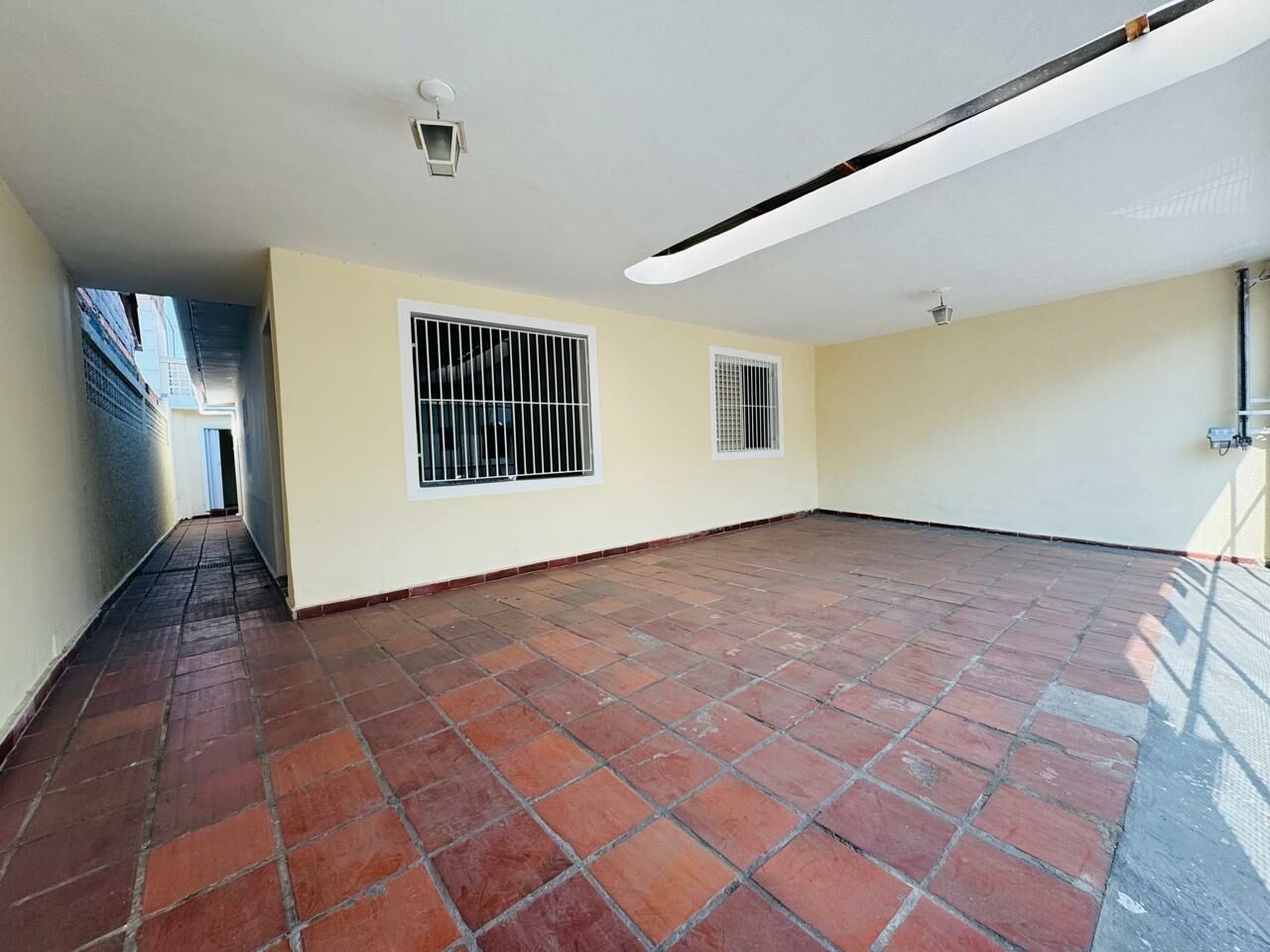 Casa Térrea para Venda - Jardim Alzira