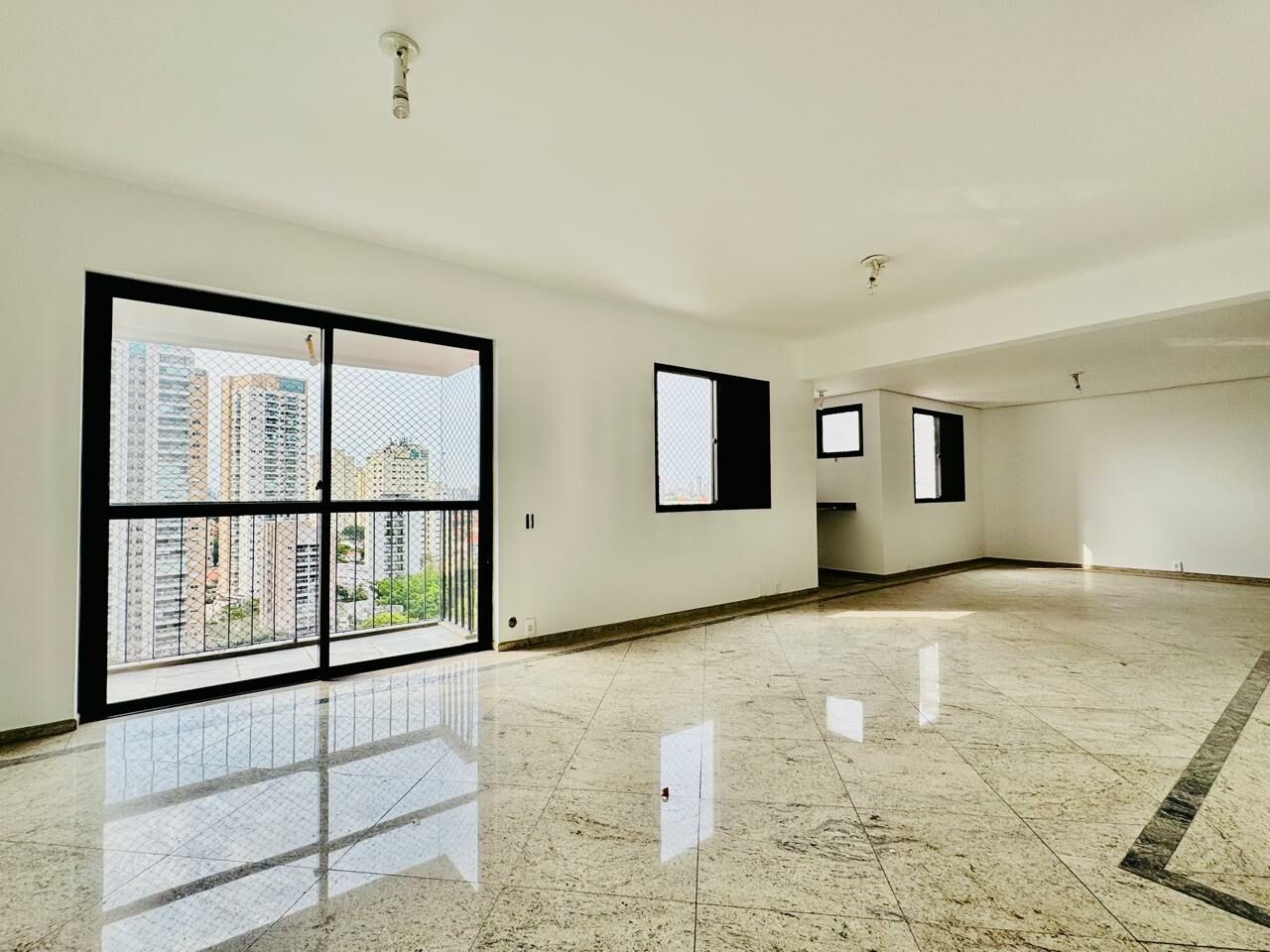 Apartamento para Venda - Vila Mascote