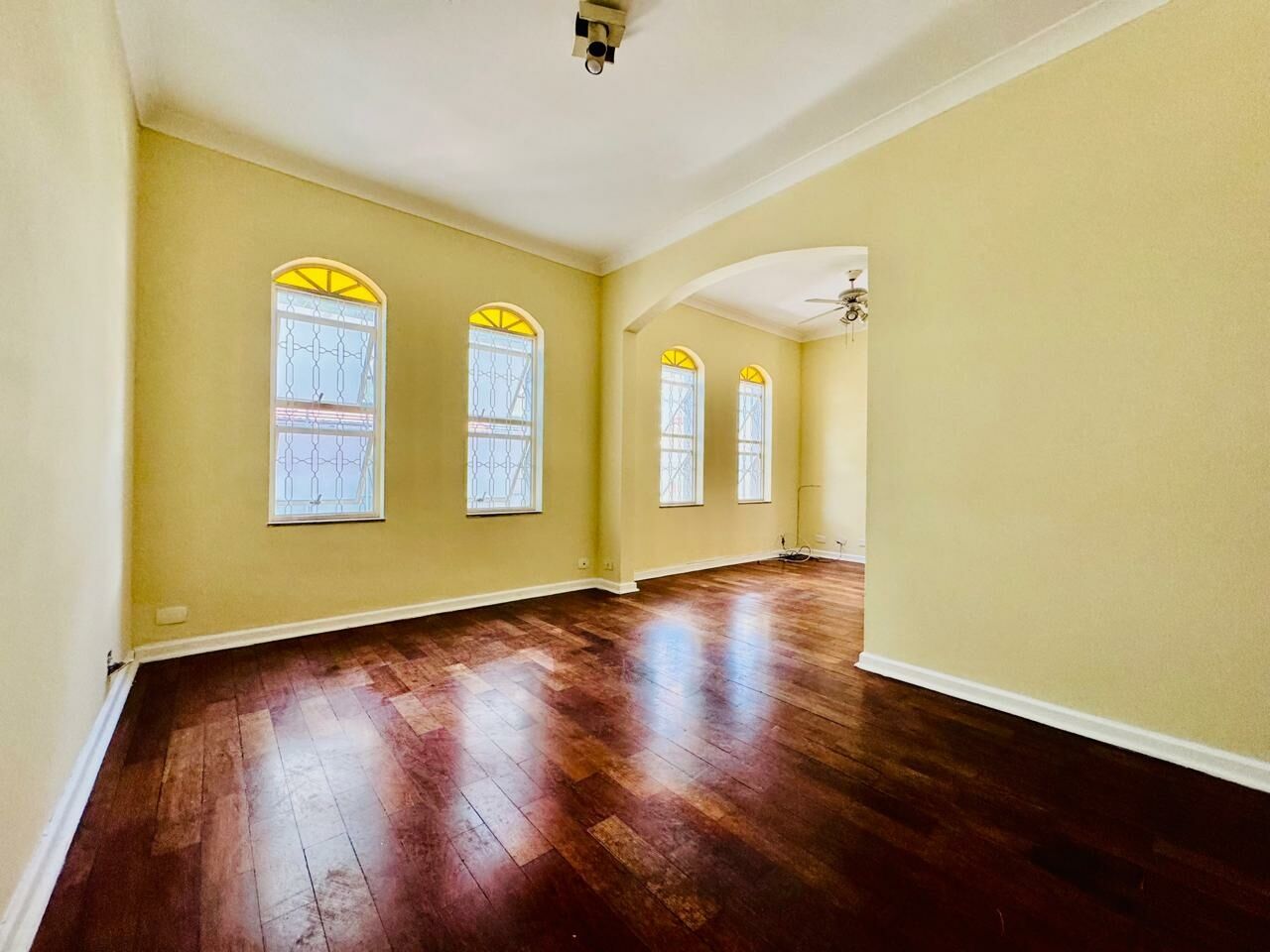 Casa Térrea para Venda - Jardim Alzira